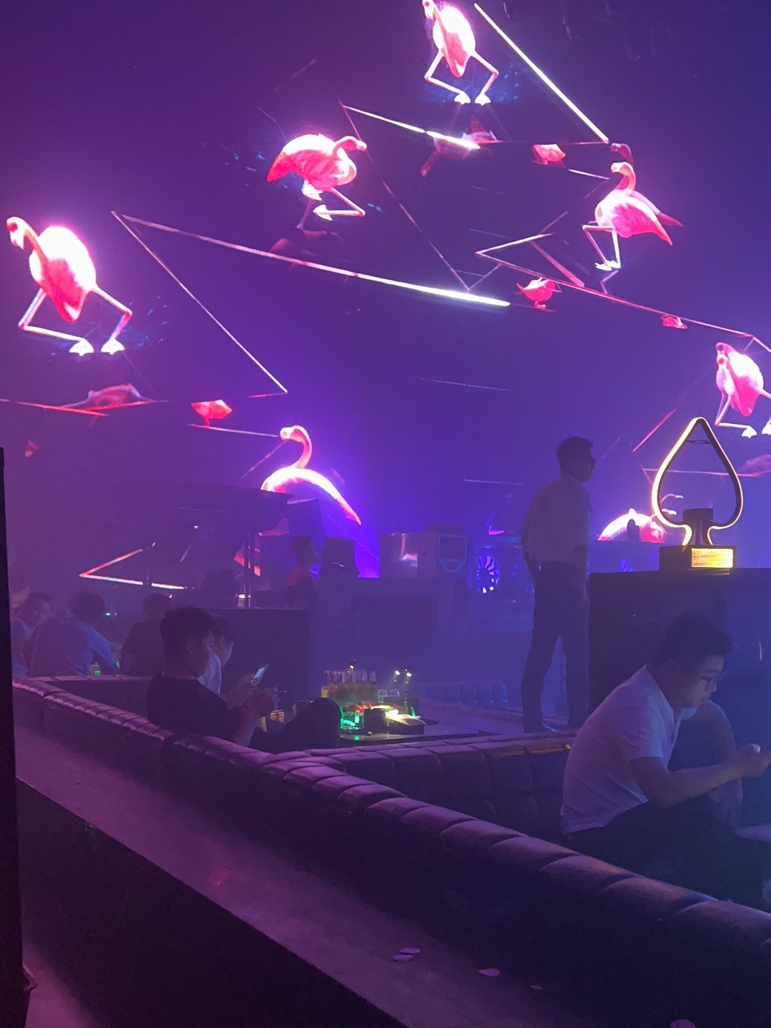 渭南商务ktv预订优惠享不停-合阳县ktv预订